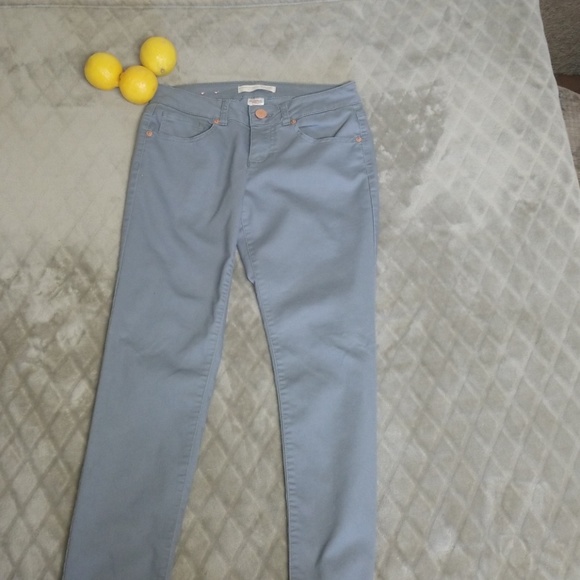 No Boundaries 2 Pair of Jeans - Picture 3 of 4